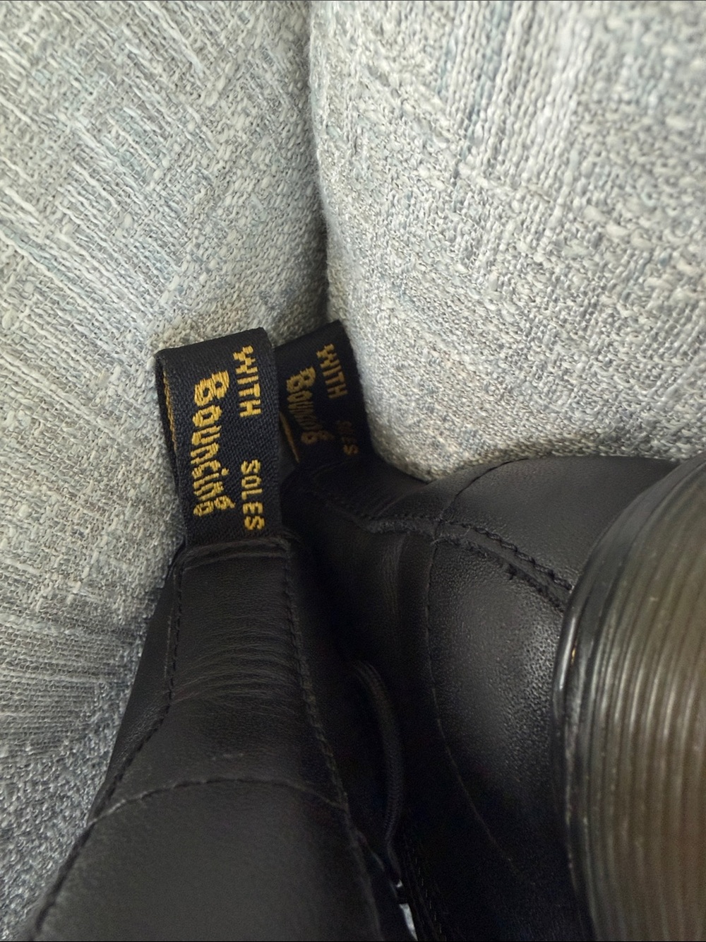 Dr. Martens Black Boots Girls Size 1 - Picture 9 of 11